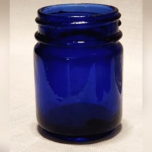 VINTAGE 1940'S  VICKS VAPOR RUB COBALT GLASS JAR